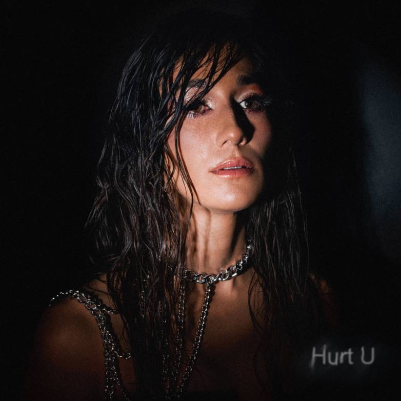 Emi Jeen – Hurt U