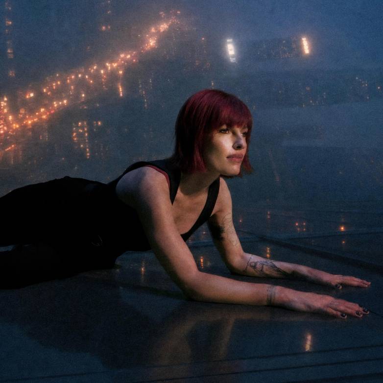 Jenn Ayache – ABOUT US (Toi&Moi)
